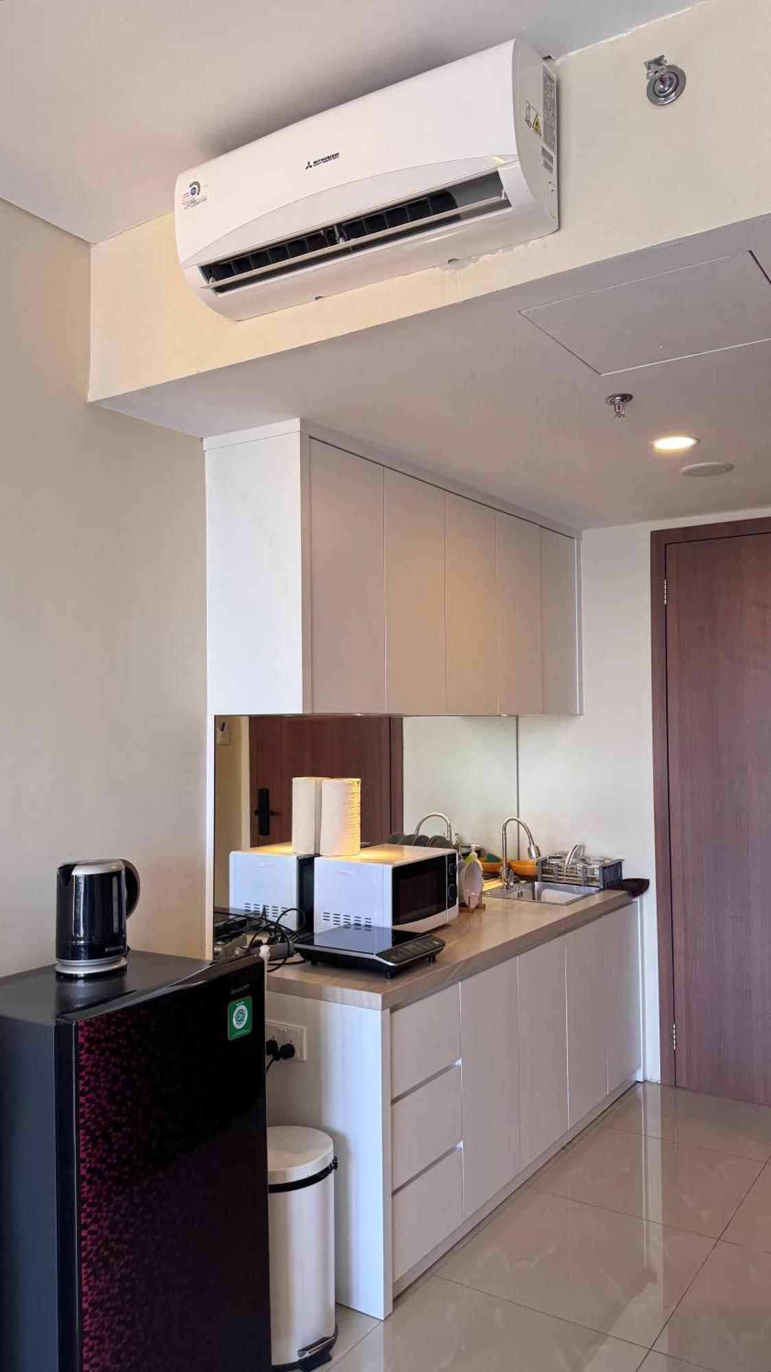 Nagoya Thamrin Apartment High Floor With View Bagian luar foto